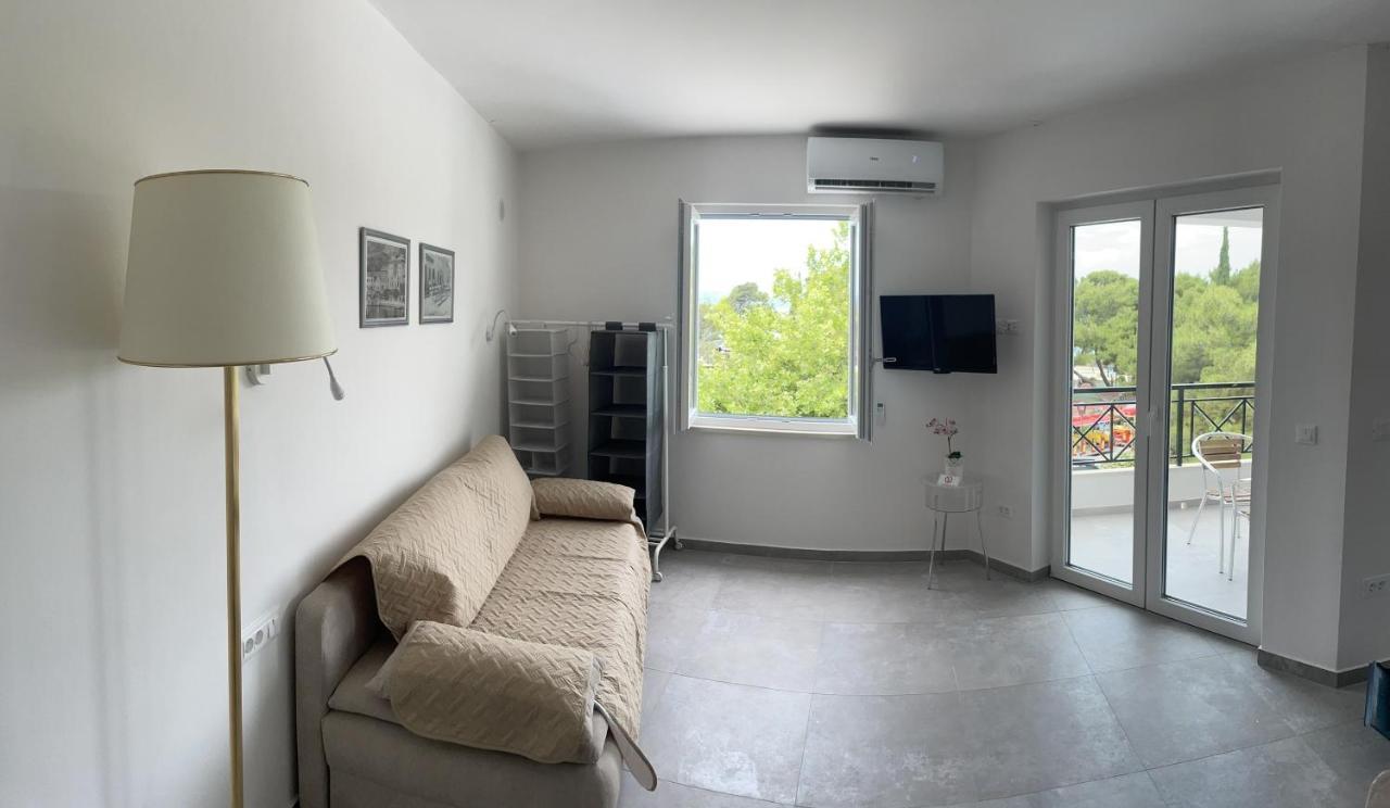 Sandra Apartments Makarska Buitenkant foto