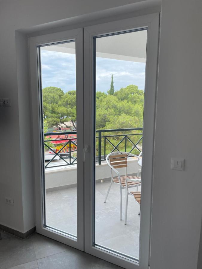 Sandra Apartments Makarska Buitenkant foto