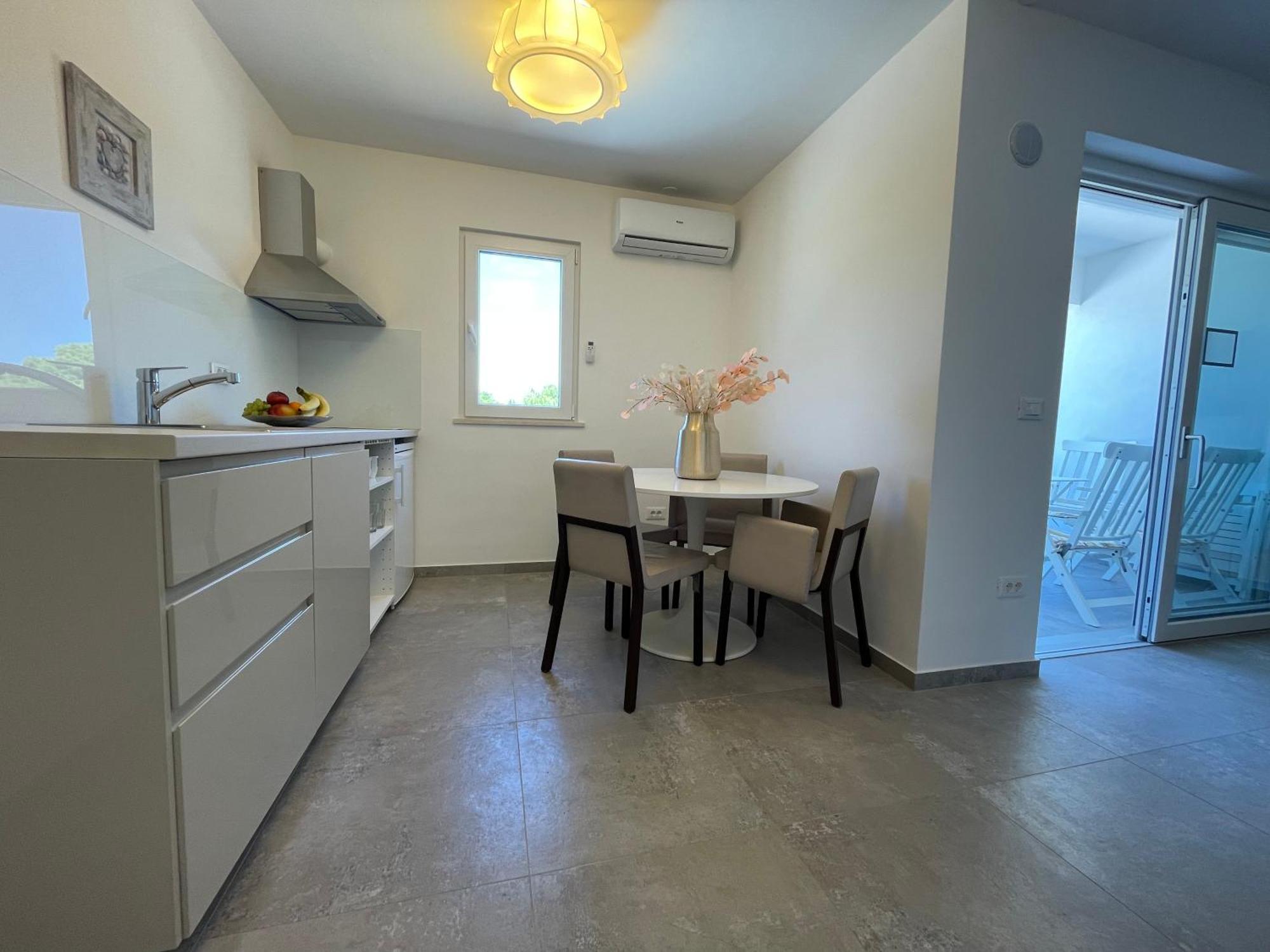 Sandra Apartments Makarska Buitenkant foto