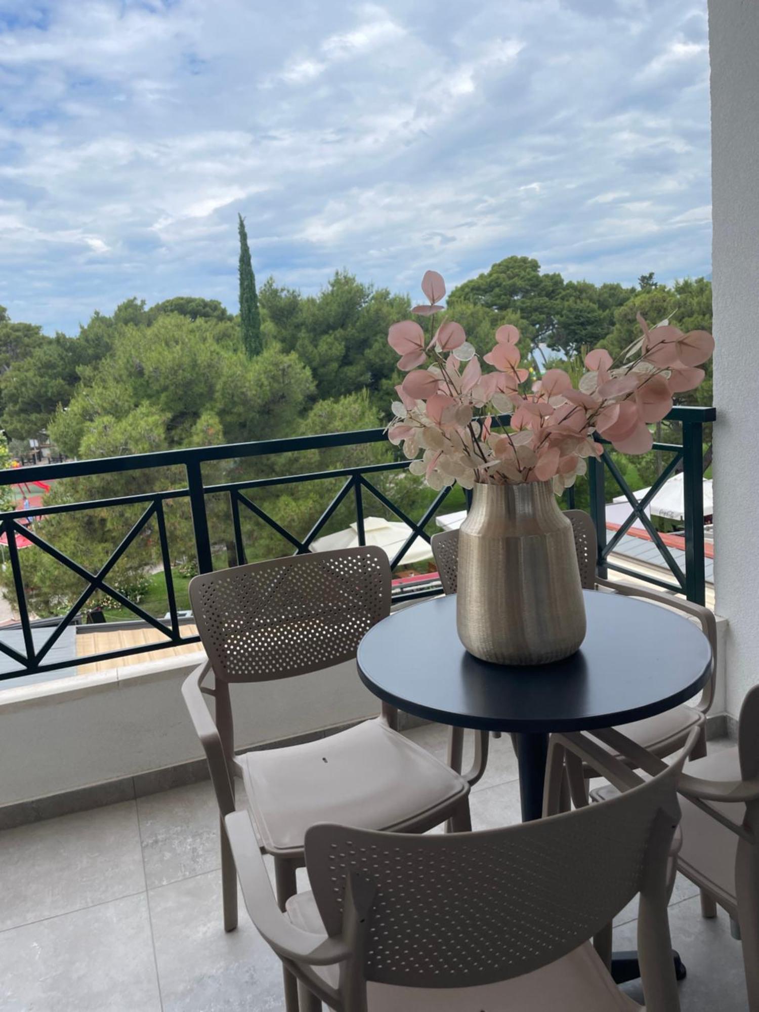 Sandra Apartments Makarska Buitenkant foto